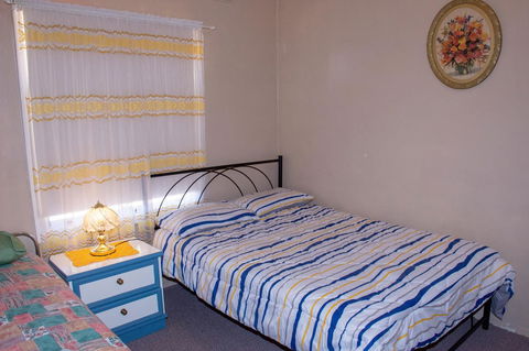Kimba Units - Mackay Tourism 14