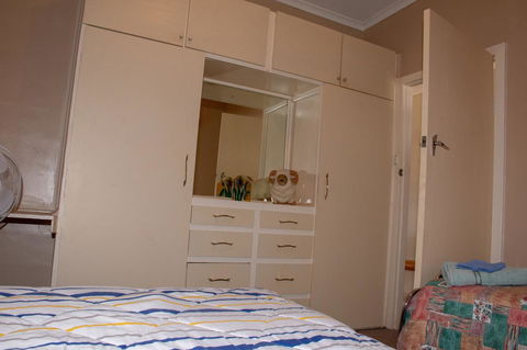 Kimba Units - Mackay Tourism 12