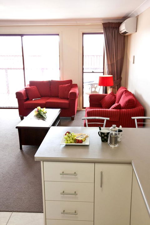 Cattlemans Country Motor Inn & Serviced Apartments - Mackay Tourism 9