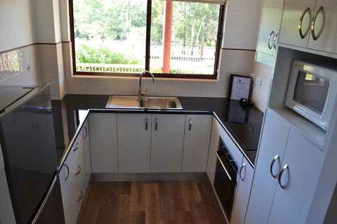 Cattlemans Country Motor Inn & Serviced Apartments - Mackay Tourism 40