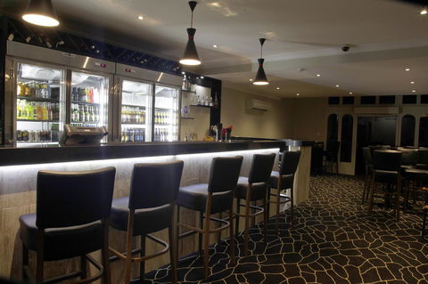 Cattlemans Country Motor Inn & Serviced Apartments - Mackay Tourism 14