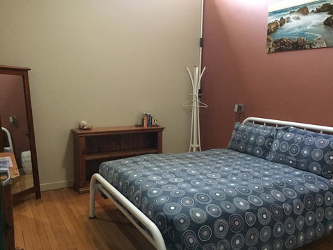 Port Lincoln Studio Apartments - Mackay Tourism 7