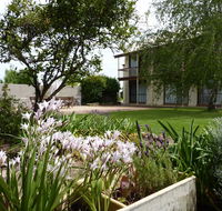 Coonawarra Motor Lodge - Mackay Tourism