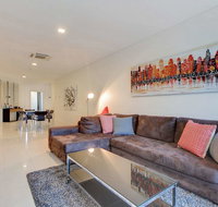 Executive suite incredible views of city - Mackay Tourism
