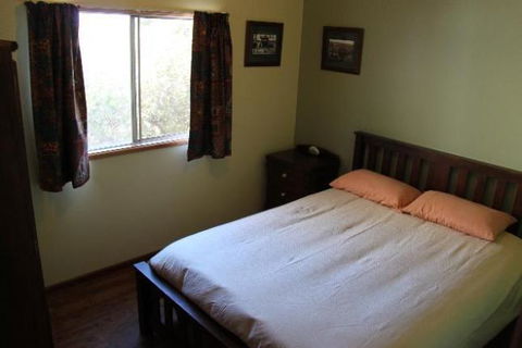 LAS ARENAS - The Sands - BEACH HOUSE - Mackay Tourism 1
