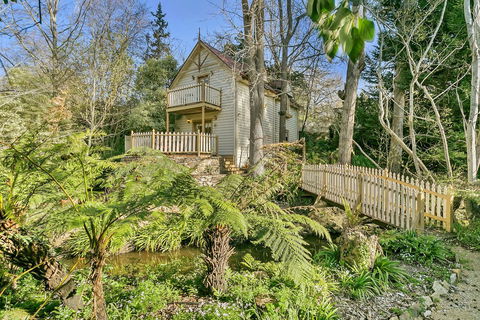 Aldgate Creek Cottage Bed And Breakfast - Mackay Tourism 7