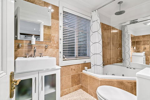 Aldgate Creek Cottage Bed And Breakfast - Mackay Tourism 12