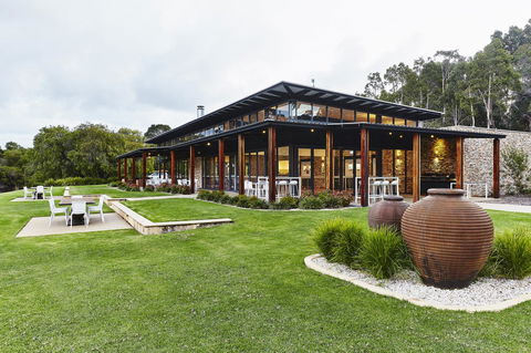 Eight Willows Retreat - Mackay Tourism 30