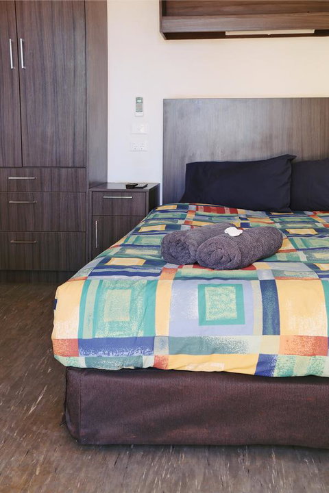 Capricorn Village - Mackay Tourism 23