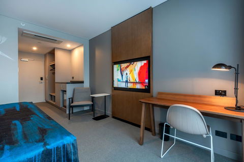 The Adnate Perth - Art Series - Mackay Tourism 12