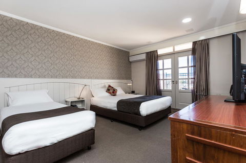 Country Comfort Amity Motel - Mackay Tourism 38