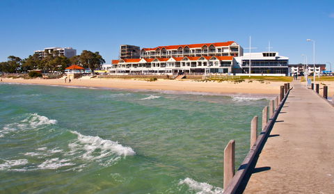 Boardwalk By The Beach - Mackay Tourism 0