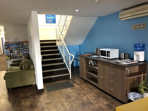 Ibis Budget Perth Airport - Mackay Tourism 12