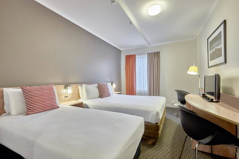 Ibis Perth - Mackay Tourism 7