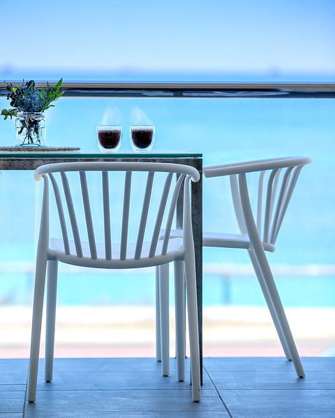 Cottesloe Beachfront Ocean View Apartment - Mackay Tourism 19