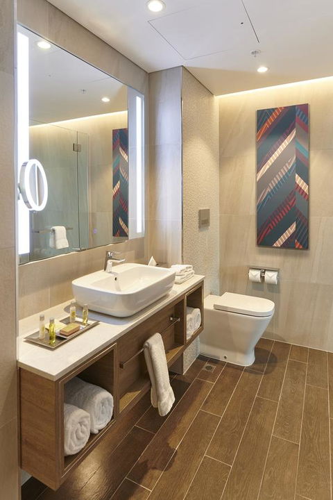 Doubletree By Hilton Perth Northbridge - Mackay Tourism 13
