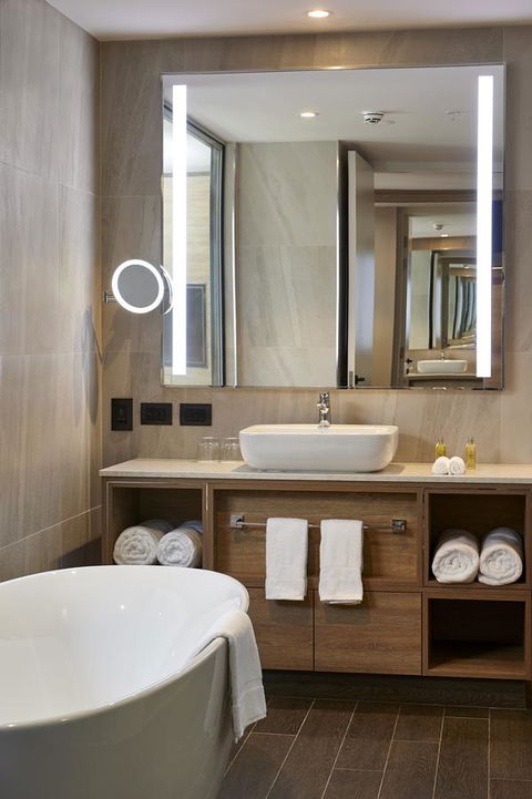 Doubletree By Hilton Perth Northbridge - Mackay Tourism 17