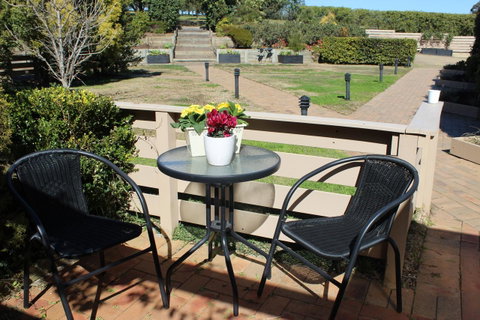 Grapevines Boutique Accommodation - Mackay Tourism 22