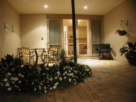 Grapevines Boutique Accommodation - Mackay Tourism 19