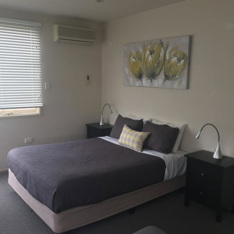 Grapevines Boutique Accommodation - Mackay Tourism 10