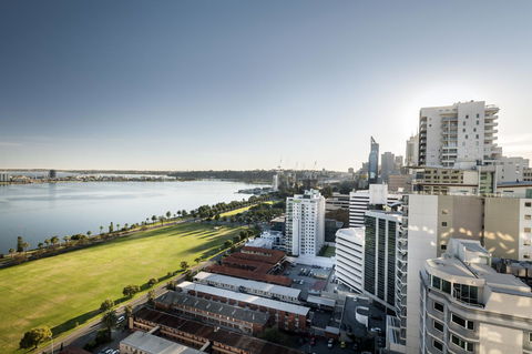 Pan Pacific Perth - Mackay Tourism 8