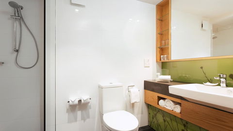 Holiday Inn Perth City Centre, An IHG Hotel - Mackay Tourism 26