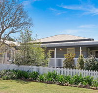 Lavender Cottage - Mackay Tourism