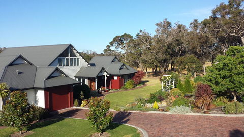 Glenelg On King Bed & Breakfast - Mackay Tourism 14
