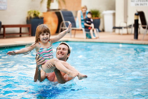 Seashells Scarborough - Mackay Tourism 20