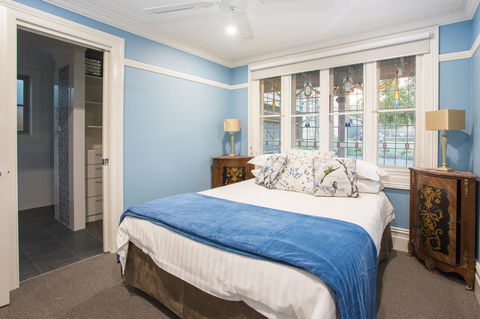 Blue Door Apartments - Mackay Tourism 12