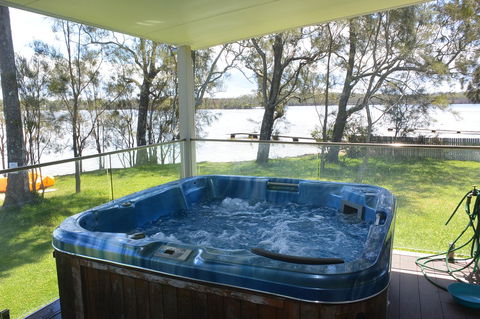 Dungowan Holiday Accommodation - Mackay Tourism 6