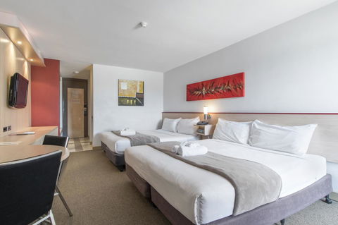 Metro Hotel Perth - Mackay Tourism 22