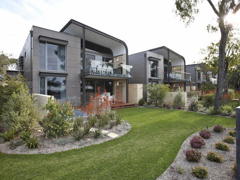 Aqua Resort Busselton - Mackay Tourism 21