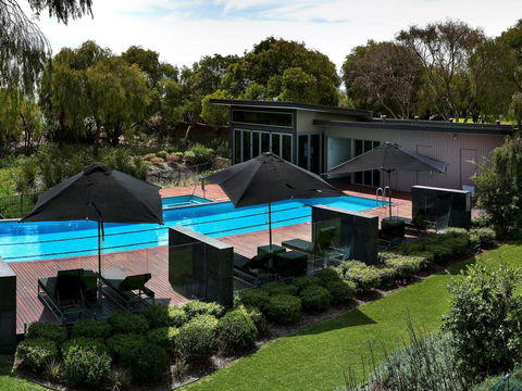 Aqua Resort Busselton - Mackay Tourism 15
