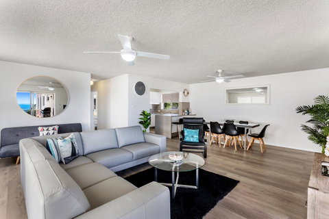 Laman Lodge, Unit 2, 15 Laman Street - Mackay Tourism 3