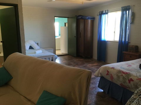 Surf Shack - Mackay Tourism 0
