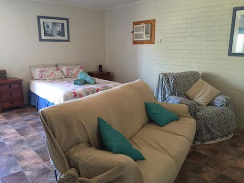 Surf Shack - Mackay Tourism 4