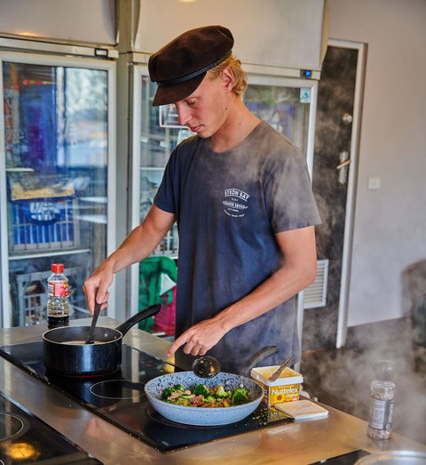 Nomads Byron Bay Backpackers - Mackay Tourism 21