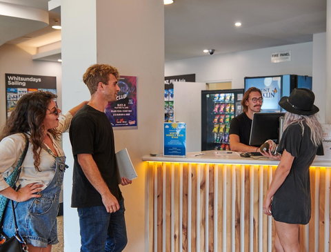 Nomads Byron Bay Backpackers - Mackay Tourism 13