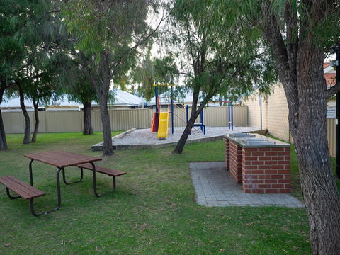 FortyOne - Oceanside Retreat Busselton - Mackay Tourism 41