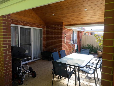 FortyOne - Oceanside Retreat Busselton - Mackay Tourism 28