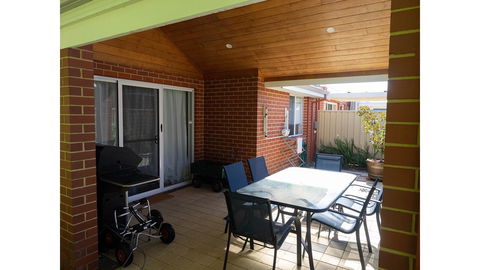 FortyOne - Oceanside Retreat Busselton - Mackay Tourism 24