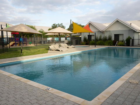 FortyOne - Oceanside Retreat Busselton - Mackay Tourism 25