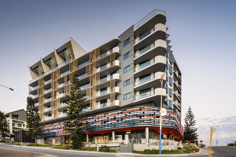 Ramada By Wyndham VetroBlu Scarborough Beach - Mackay Tourism 3