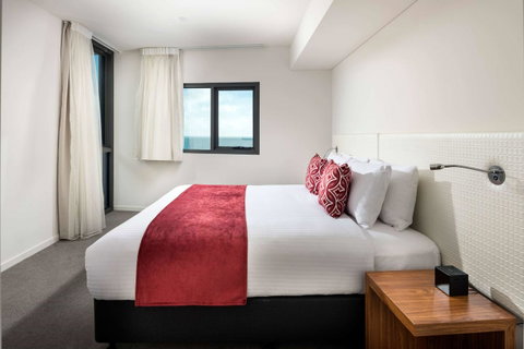 Ramada By Wyndham VetroBlu Scarborough Beach - Mackay Tourism 34