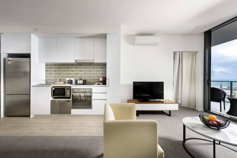 Ramada By Wyndham VetroBlu Scarborough Beach - Mackay Tourism 17