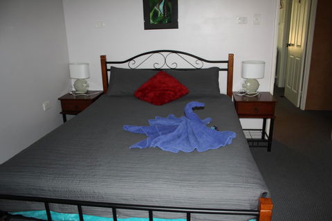 The Heights Bed & Breakfast - Mackay Tourism 6