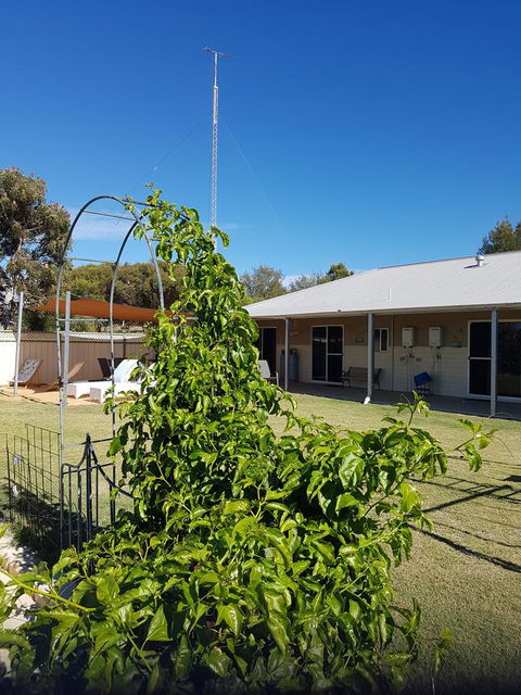 The Heights Bed & Breakfast - Mackay Tourism 11