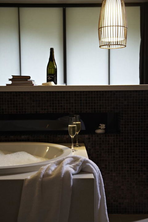 Chateau Elan At The Vintage - Mackay Tourism 3