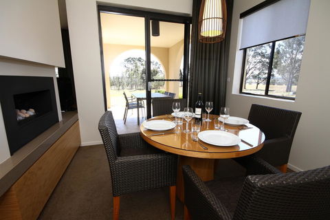 Chateau Elan At The Vintage - Mackay Tourism 33